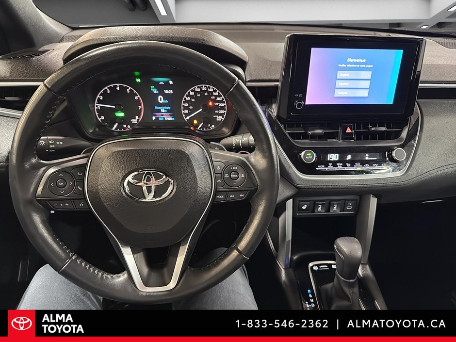 2023 Toyota Corolla Cross SE HYBRID-25