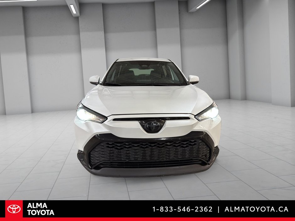 2023 Toyota Corolla Cross SE HYBRID-1