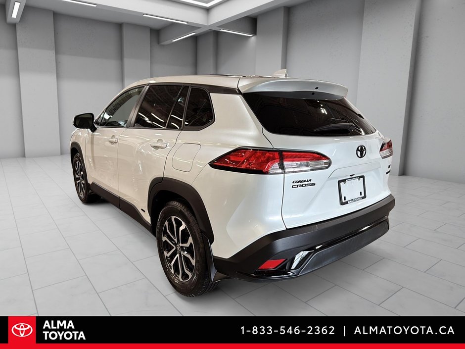 2023 Toyota Corolla Cross SE HYBRID-6