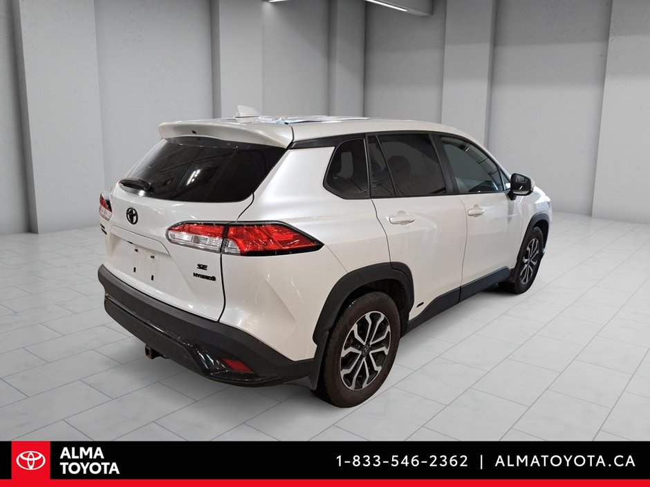 2023 Toyota Corolla Cross SE HYBRID AWD-2