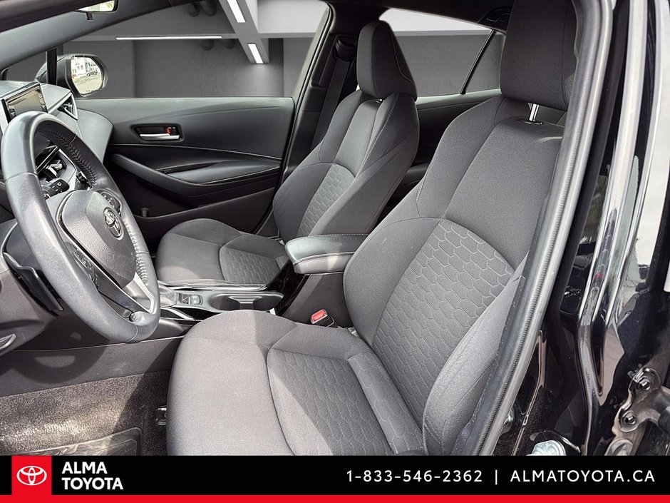 2021 Toyota Corolla Hatchback SE AMÉLIORÉ-8