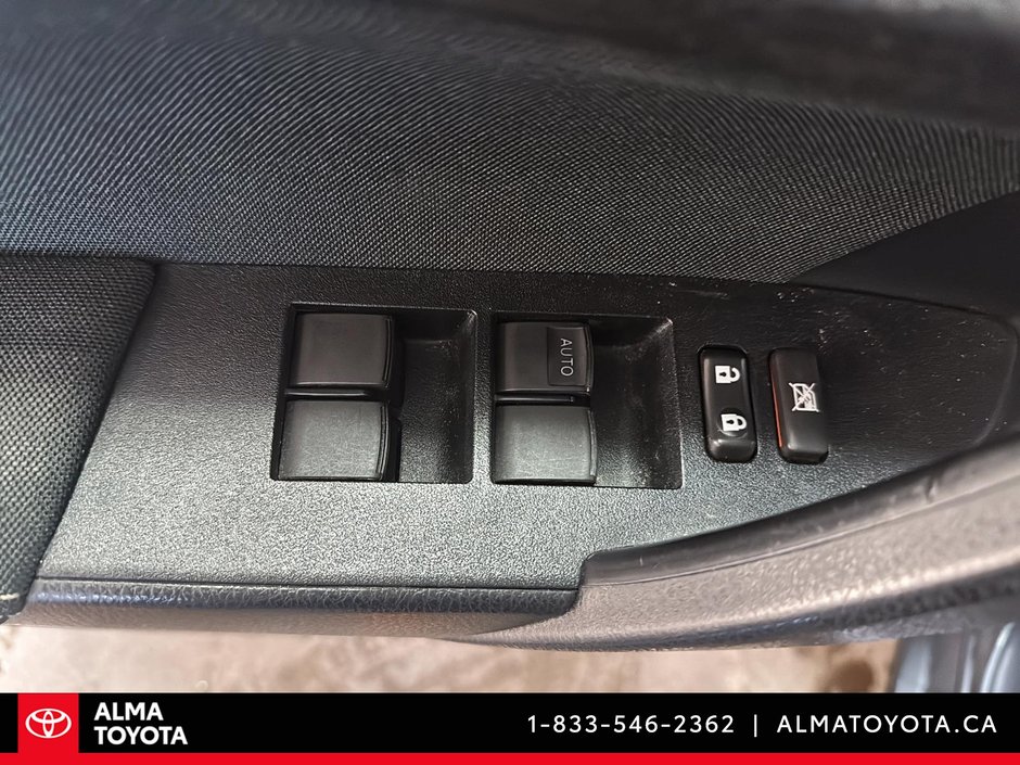 2017 Toyota Corolla LE CVT-14