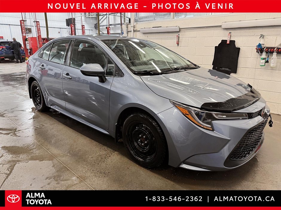 2022 Toyota Corolla LE CVT-1