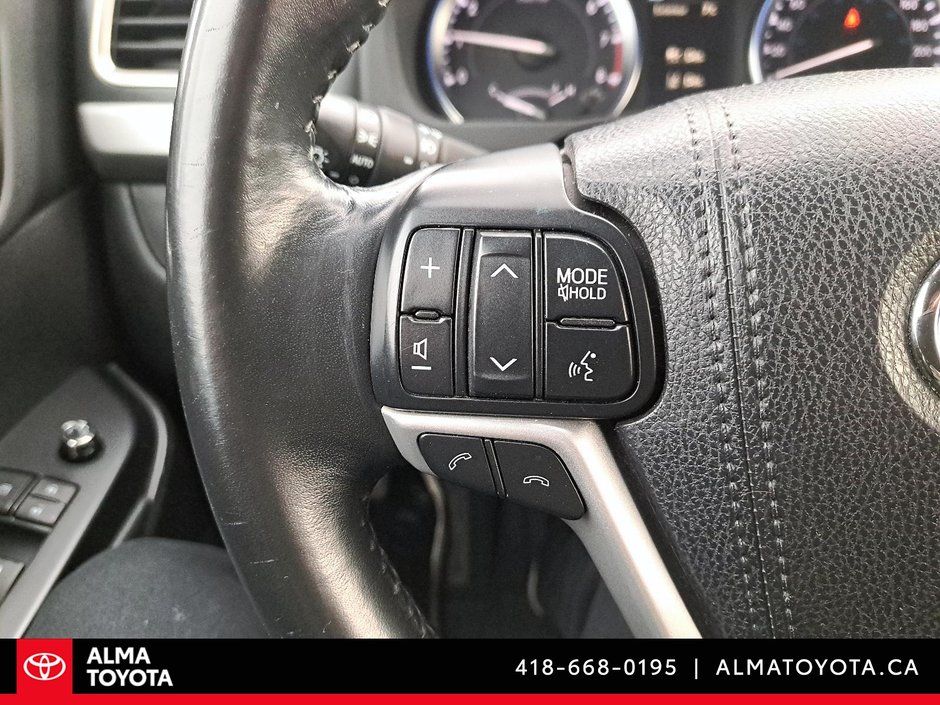 Toyota Highlander SE AWD 2018-18