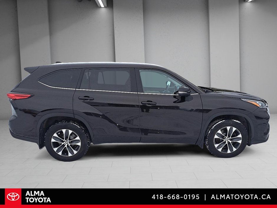 Toyota Highlander XLE AWD 2021-3