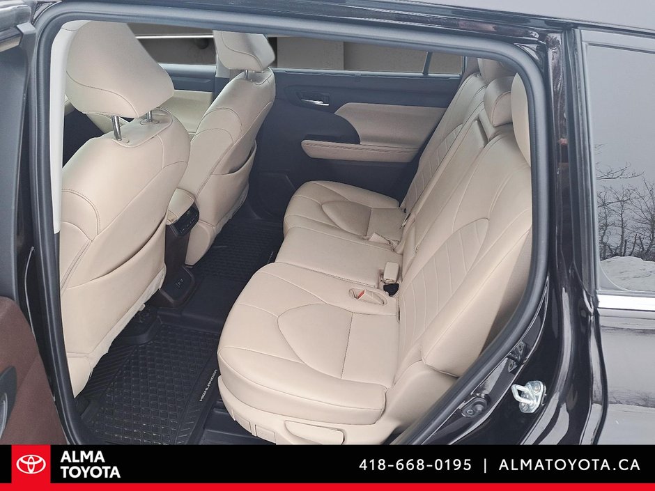 Toyota Highlander XLE AWD 2021-11