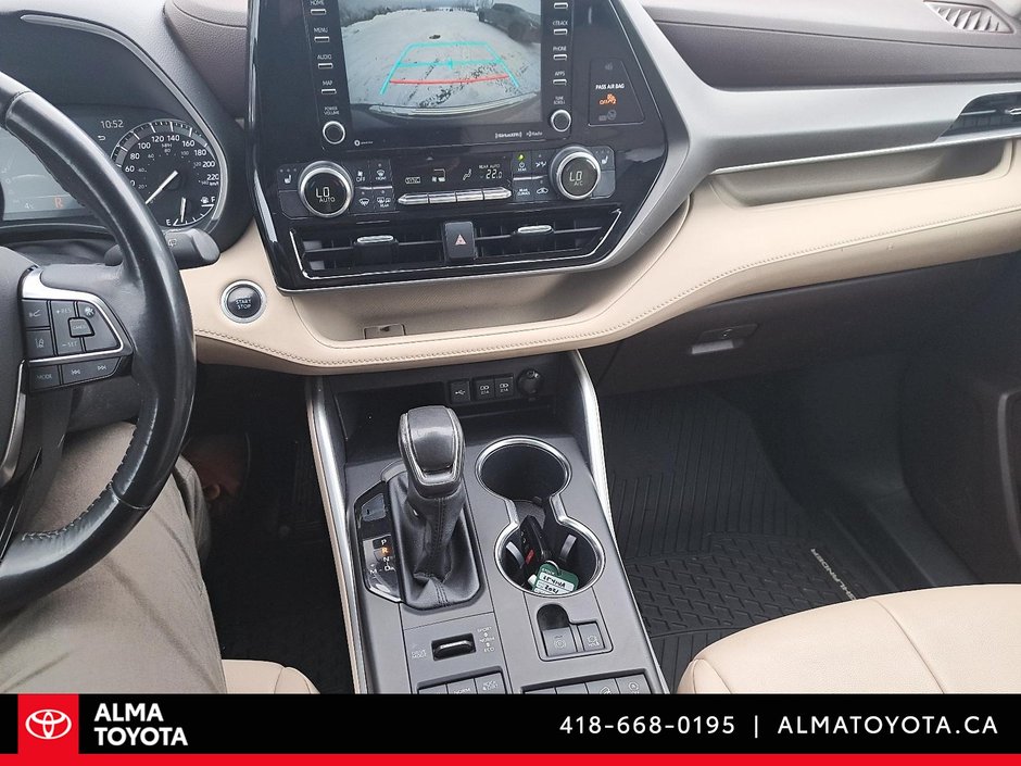 Toyota Highlander XLE AWD 2021-15
