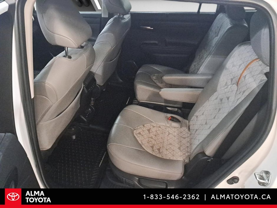 2023 Toyota Highlander XLE HYBRID BRONZE EDITION-11