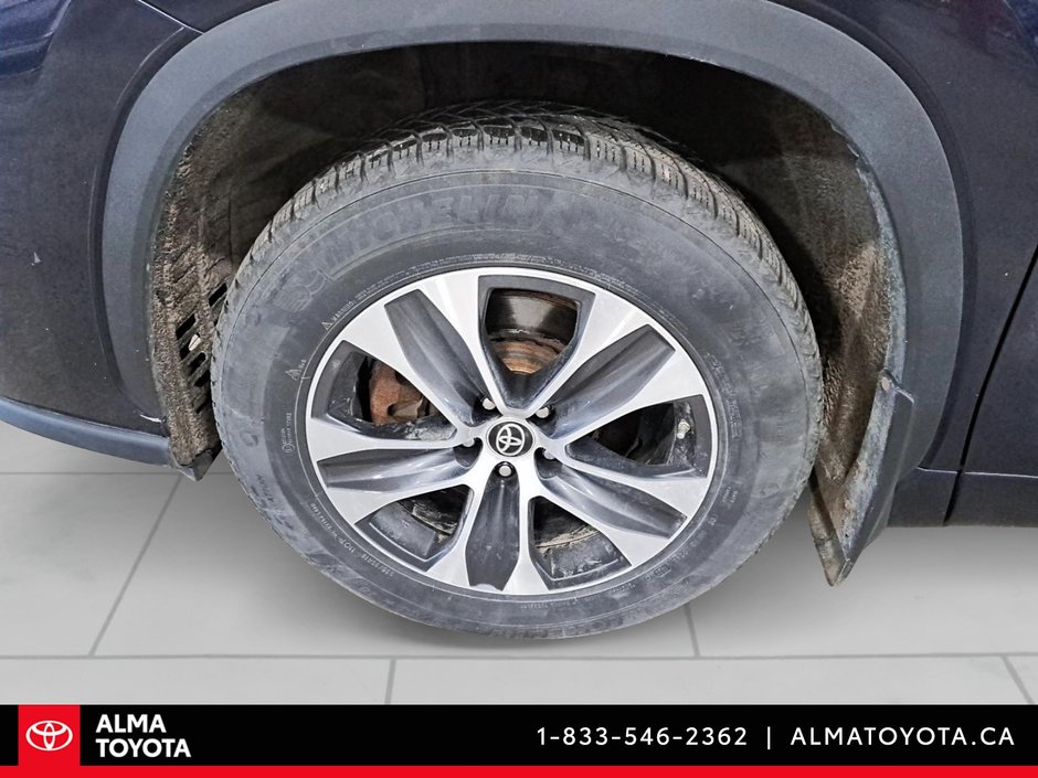 2023 Toyota Highlander XLE AWD-7