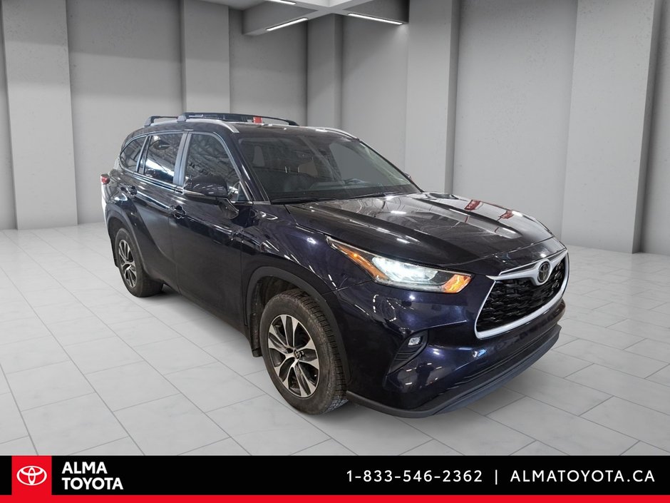 2023 Toyota Highlander XLE AWD-1