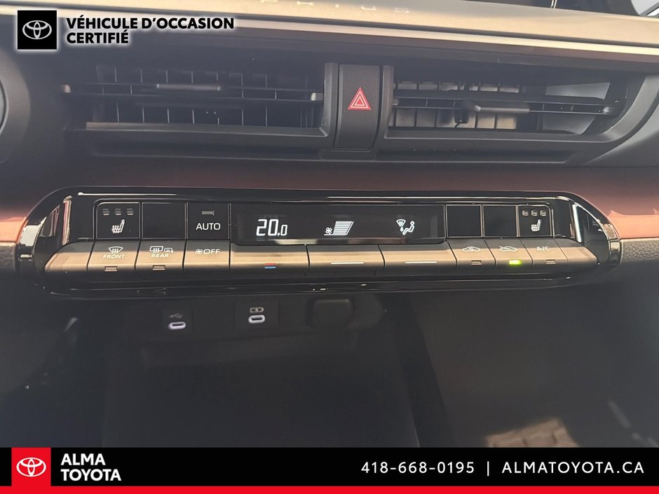 Toyota Prius Prime SE HYBRID 2024-22