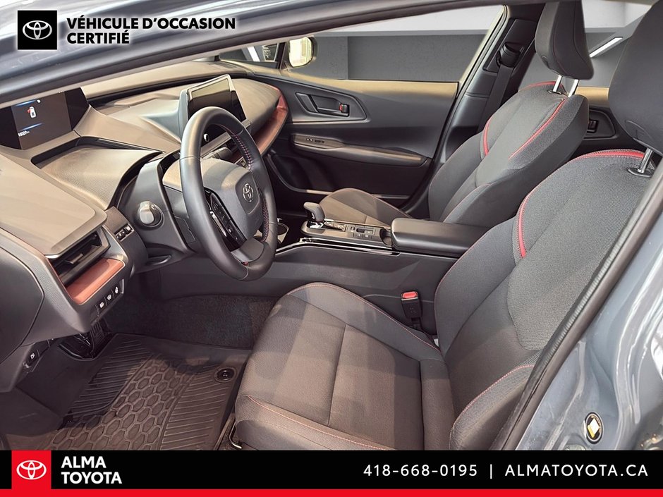 Toyota Prius Prime SE HYBRID 2024-9