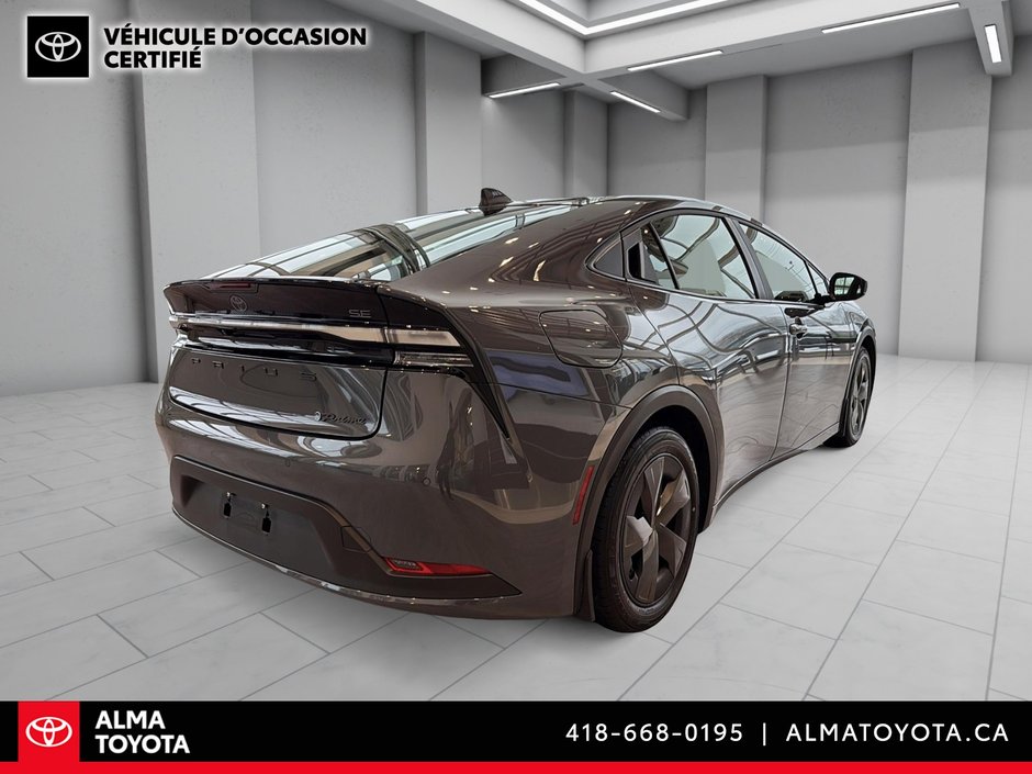 Toyota Prius Prime SE HYBRID 2024-4