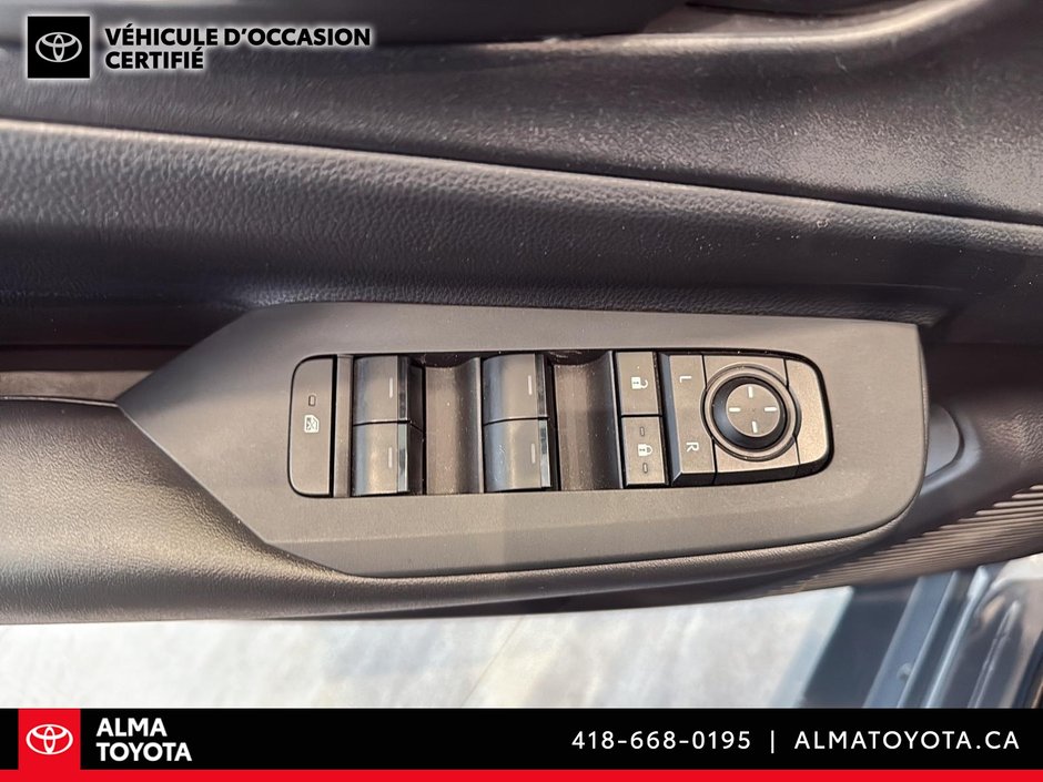 Toyota Prius Prime SE HYBRID 2024-12