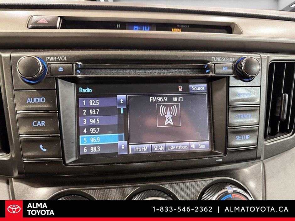 Toyota RAV4 LE AWD 2014-18