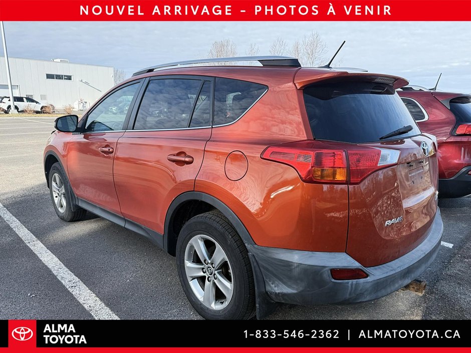 2015 Toyota RAV4 XLE AWD-3