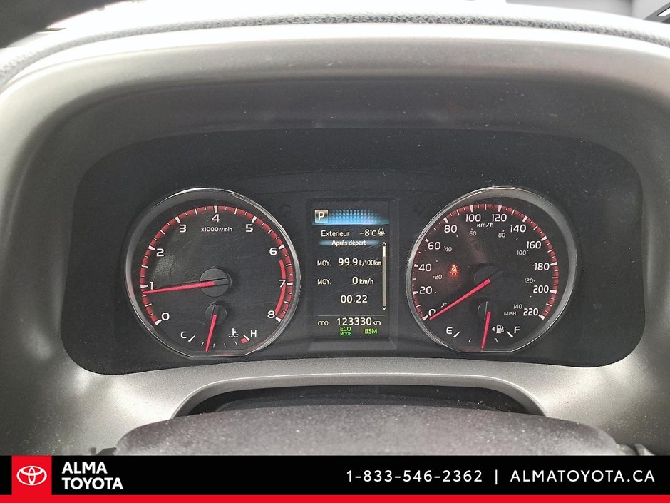 Toyota RAV4 SE 2016-16