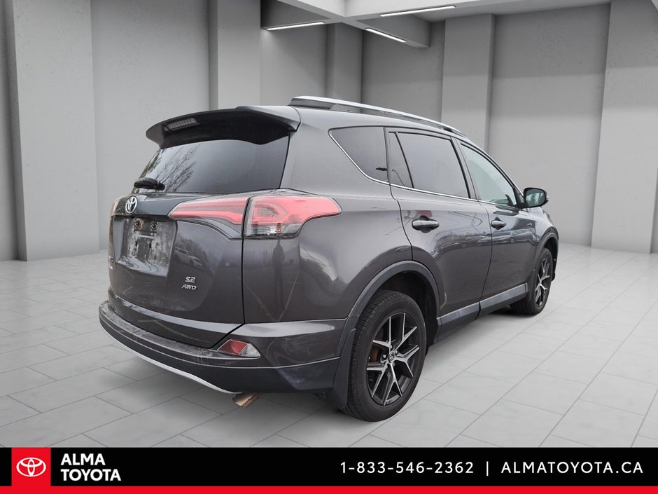 Toyota RAV4 SE AWD 2016-4