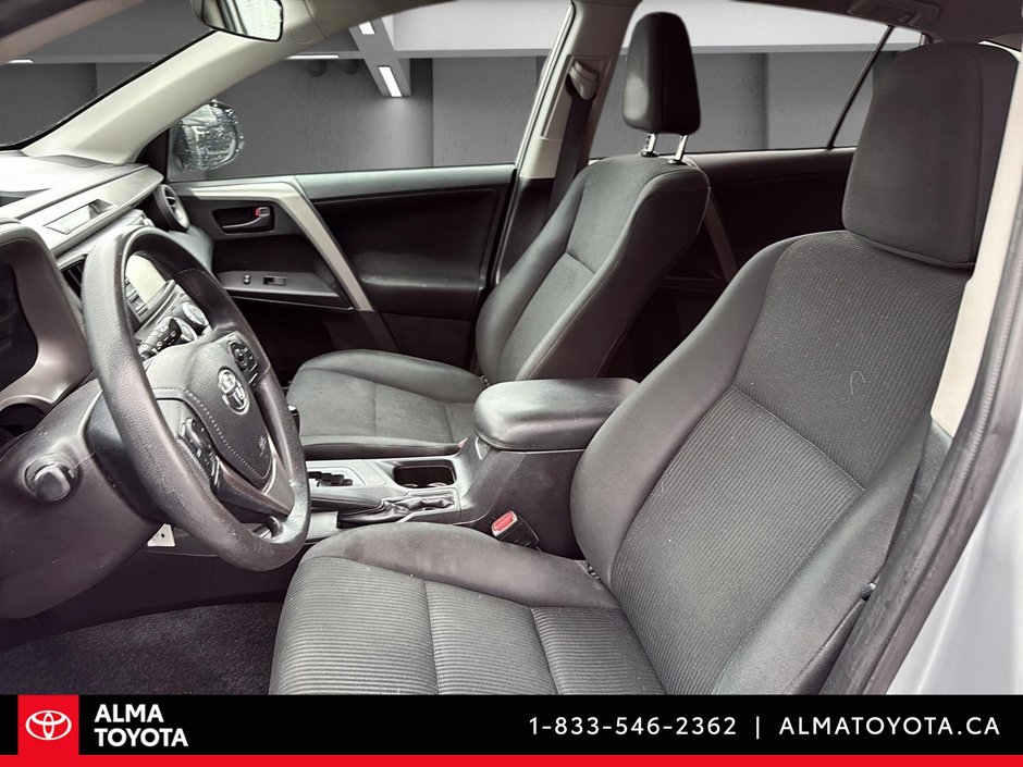 Toyota RAV4 LE TRACTION AVANT 2018-9
