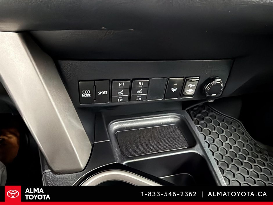 2018 Toyota RAV4 XLE AWD-22