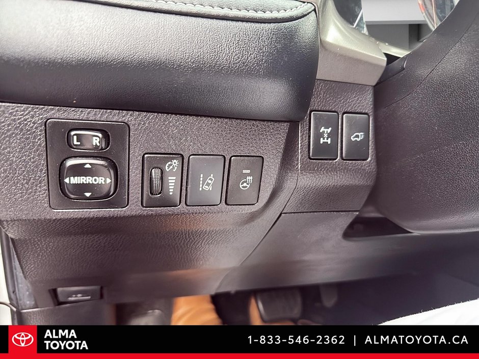 2018 Toyota RAV4 XLE AWD-15