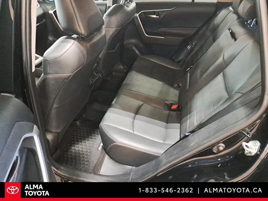 2019 Toyota RAV4 XLE PREMIUM-12