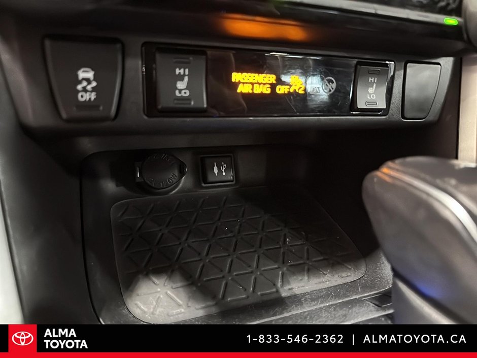 2019 Toyota RAV4 XLE PREMIUM-23