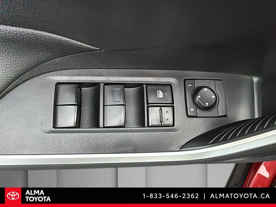 Toyota RAV4 XLE HYBRID AWD 2019-14