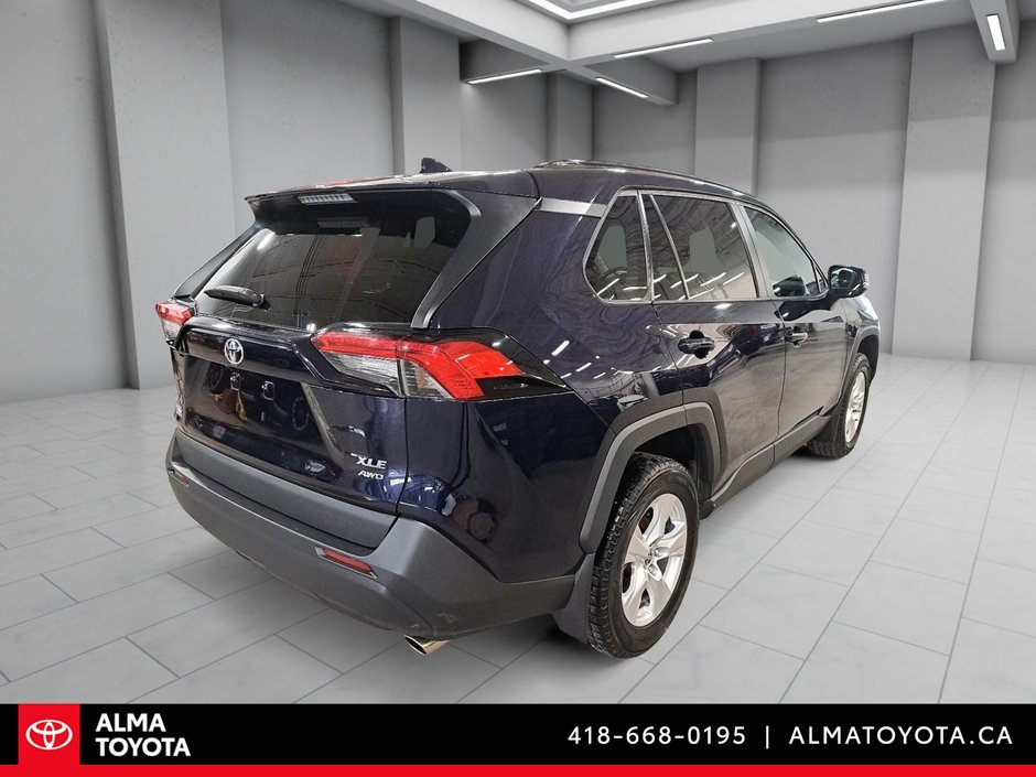 2021 Toyota RAV4 XLE AWD-4