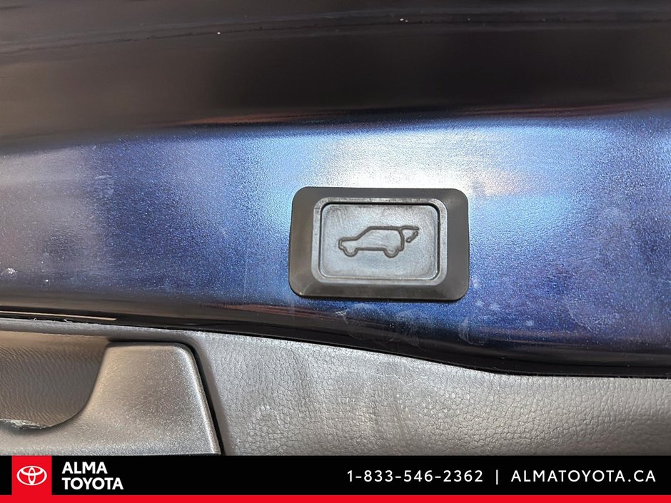 2021 Toyota RAV4 LIMITED-21