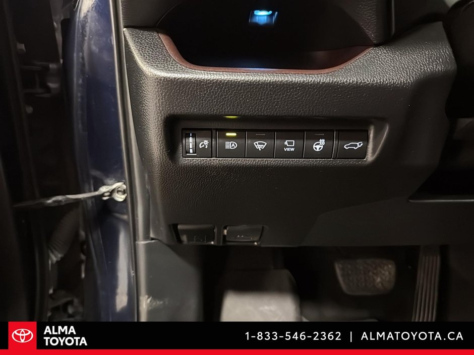 2021 Toyota RAV4 LIMITED-12