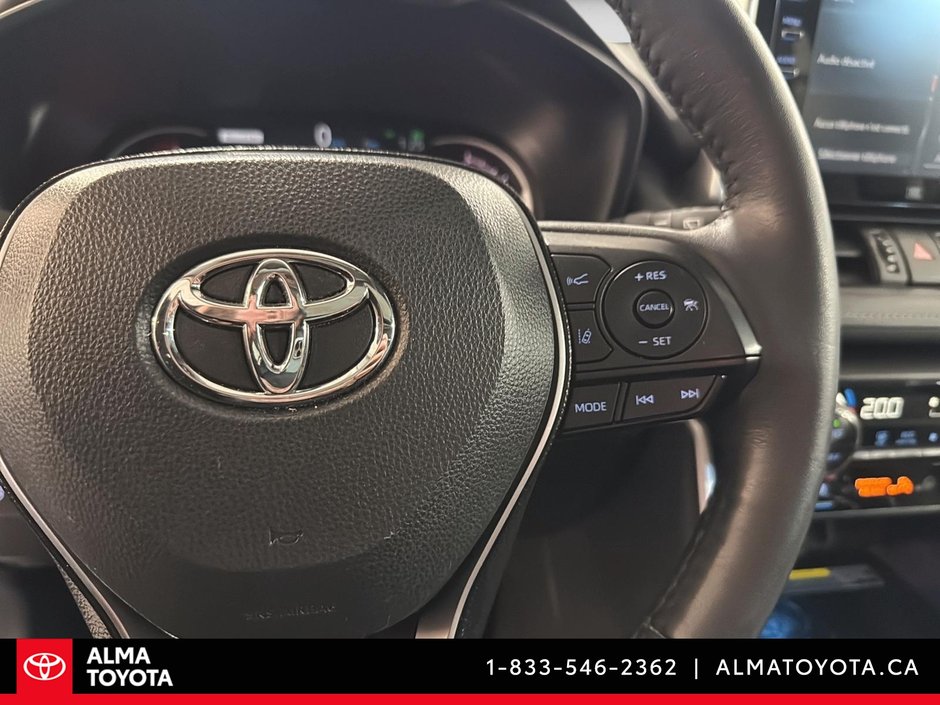 2021 Toyota RAV4 LIMITED-14