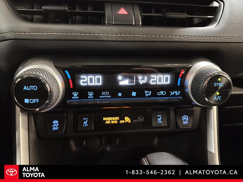 2021 Toyota RAV4 XLE AWD-21