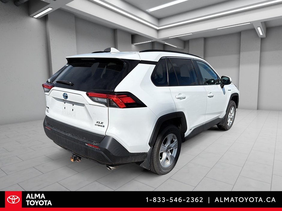 2021 Toyota RAV4 XLE HYBRID AWD-4