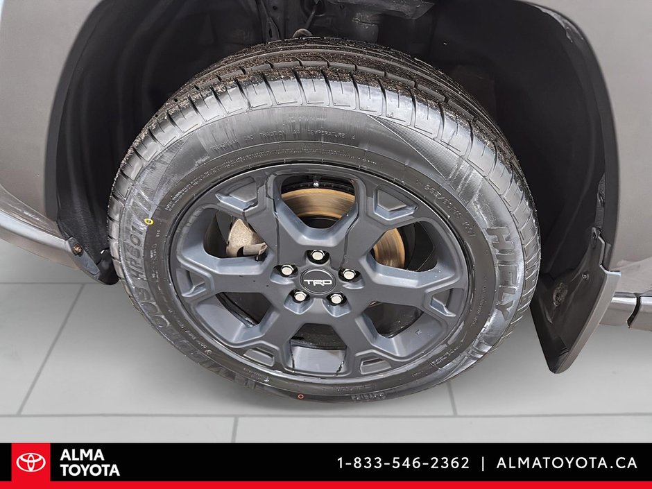 2022 Toyota RAV4 TRD OFF ROAD-8