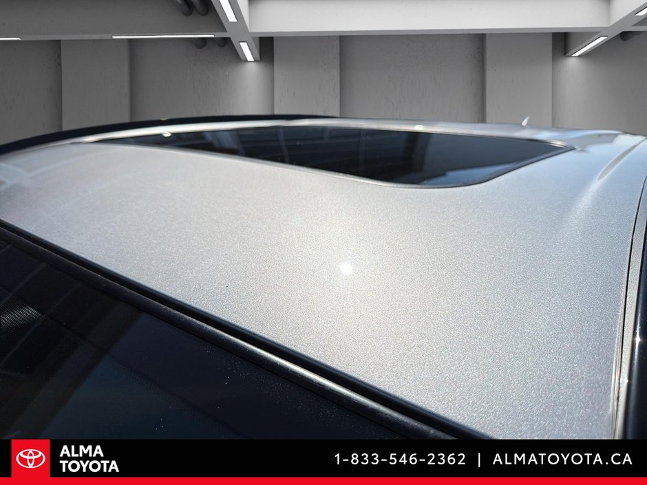 2023 Toyota RAV4 XLE PREMIUM AWD-9
