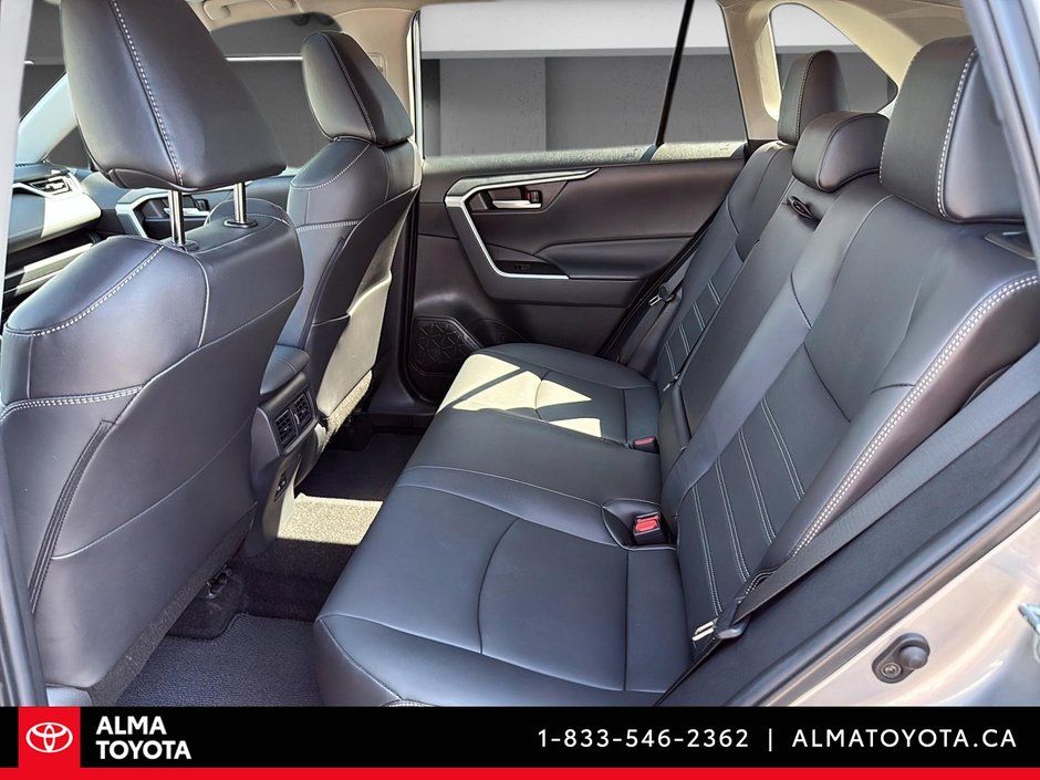 2023 Toyota RAV4 XLE PREMIUM AWD-13