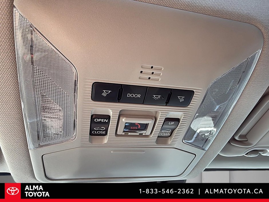 2023 Toyota RAV4 XLE PREMIUM AWD-27