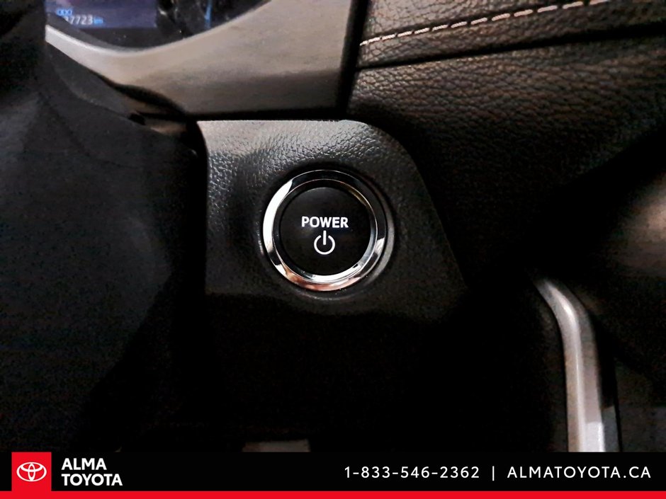 Toyota RAV4 XLE HYBRID AWD 2024-16