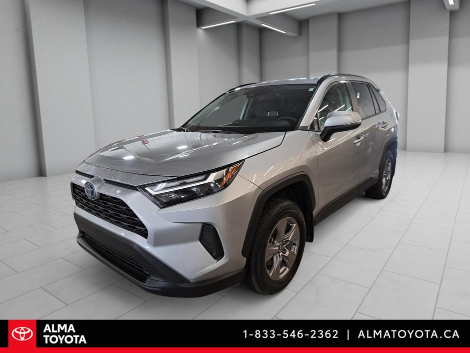Toyota RAV4 XLE HYBRID AWD 2024-0