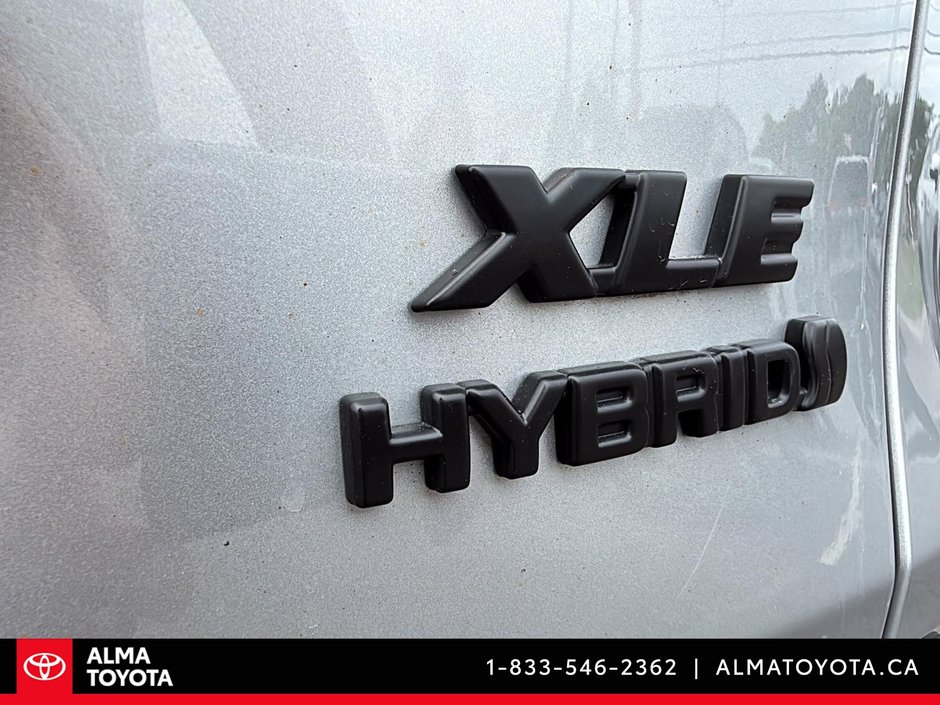 2024 Toyota RAV4 XLE HYBRID AWD-22