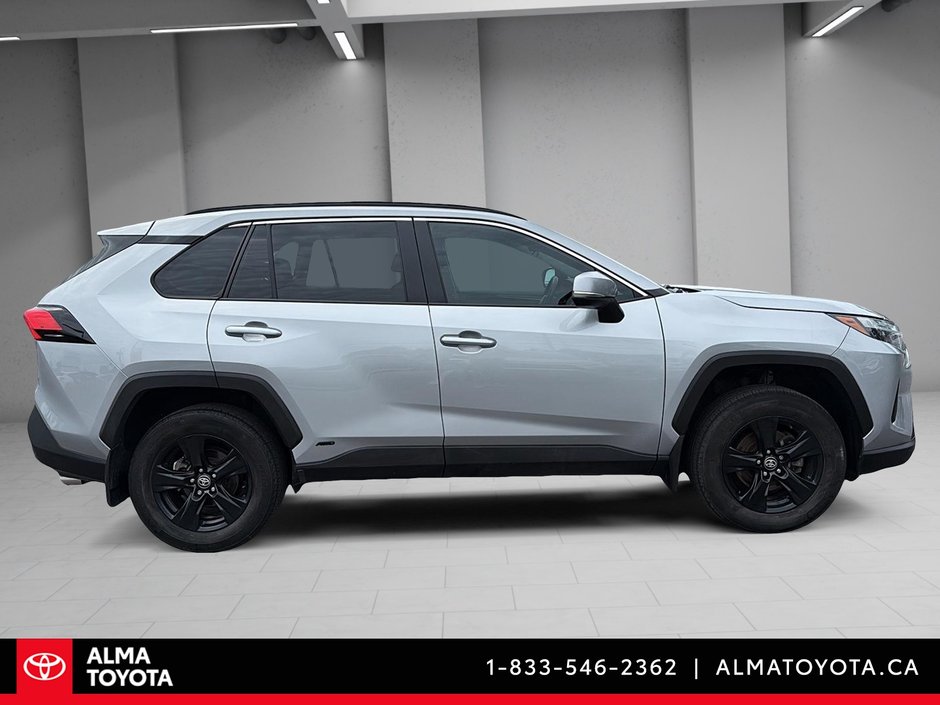 2024 Toyota RAV4 XLE HYBRID AWD-3