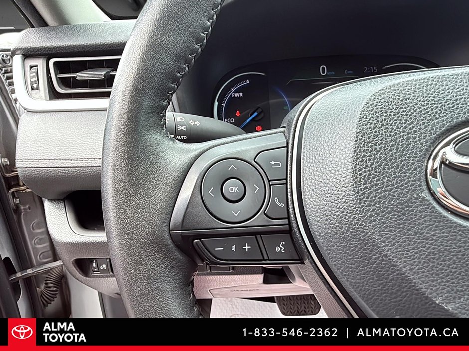 2024 Toyota RAV4 XLE HYBRID AWD-12