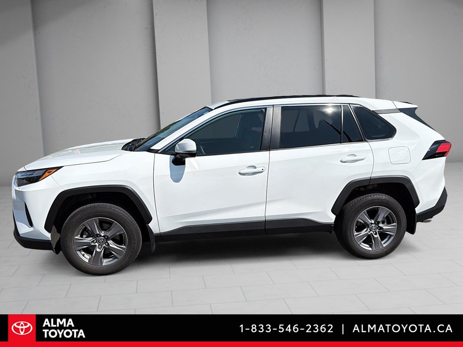 2024 Toyota RAV4 XLE AWD-7