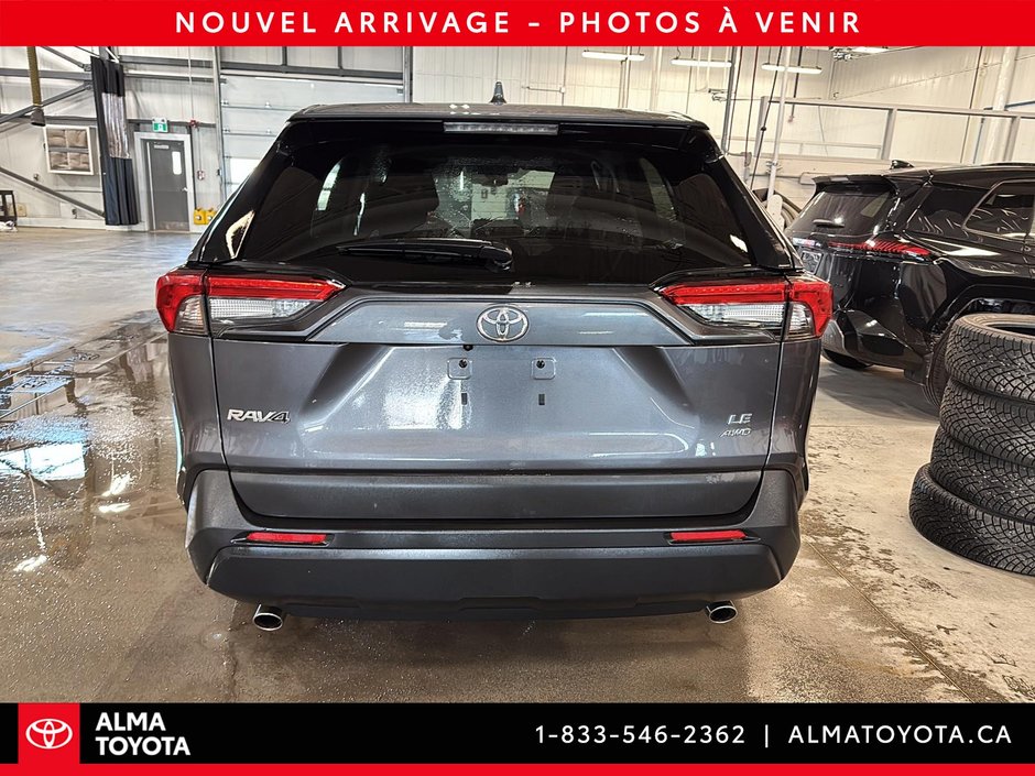 Toyota RAV4 LE AWD 2025-4