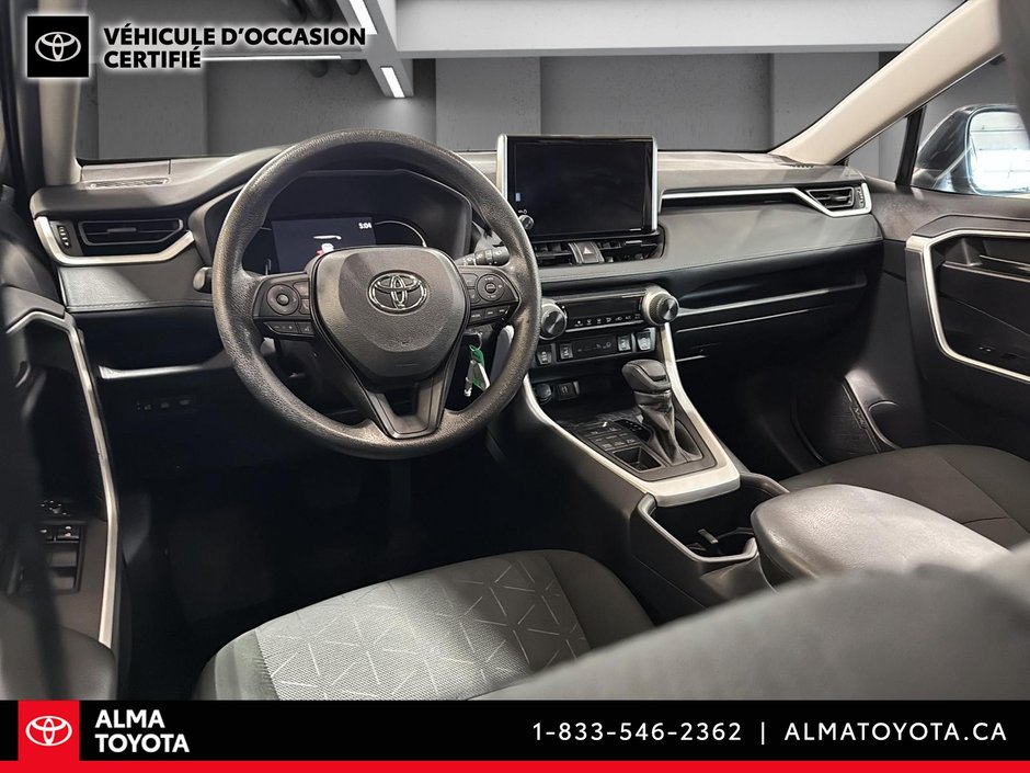 2025 Toyota RAV4 LE AWD-11