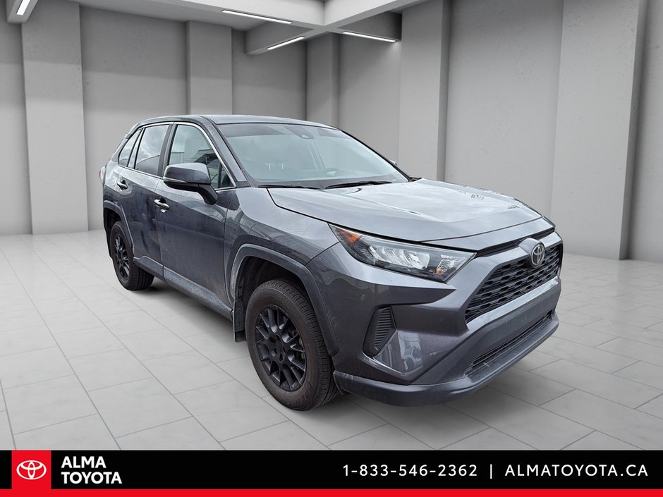 Toyota RAV4 LE AWD 2025-2