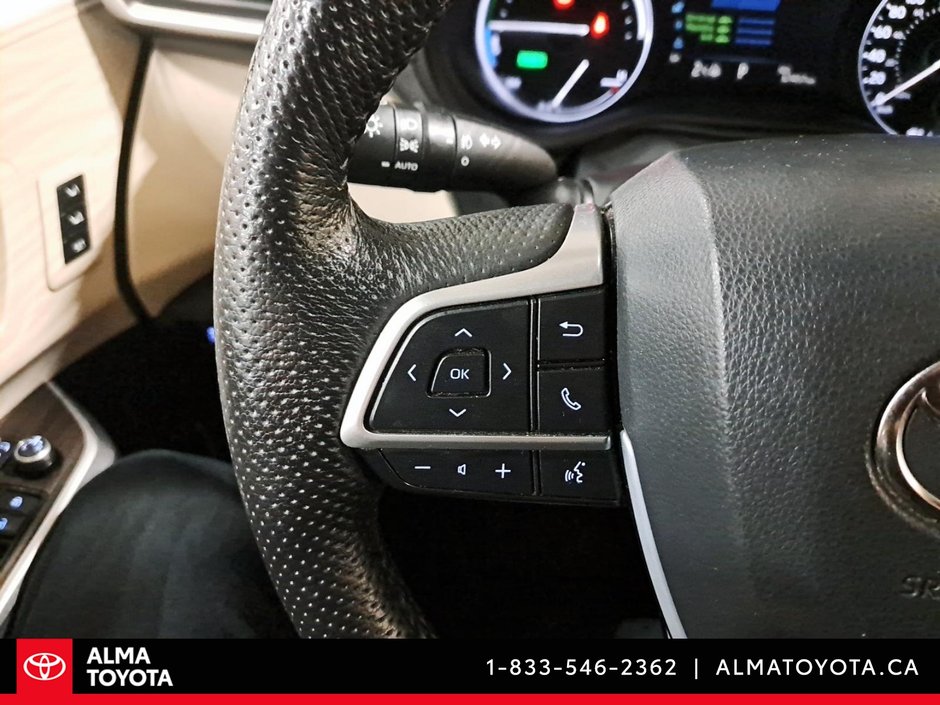 2021 Toyota Sienna LIMITED HYBRID AWD-21