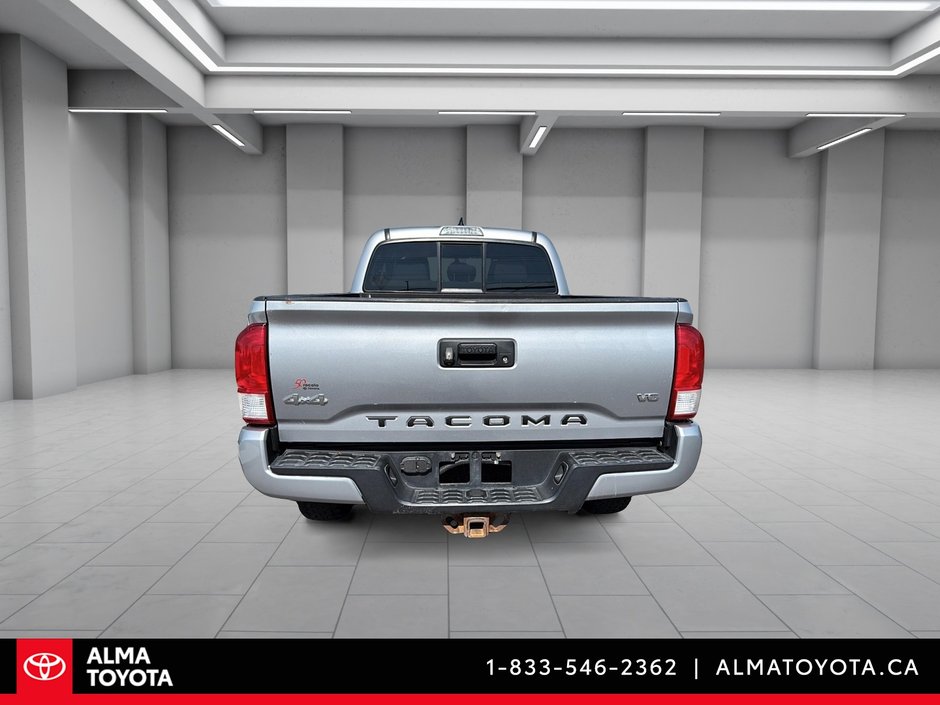 Toyota Tacoma SR5 V6 DOUBLE CAB 2016-5