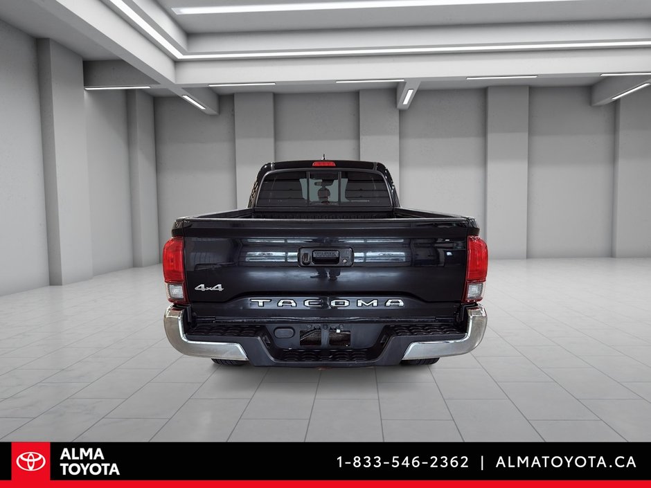 2018 Toyota Tacoma SR5 4X4-5